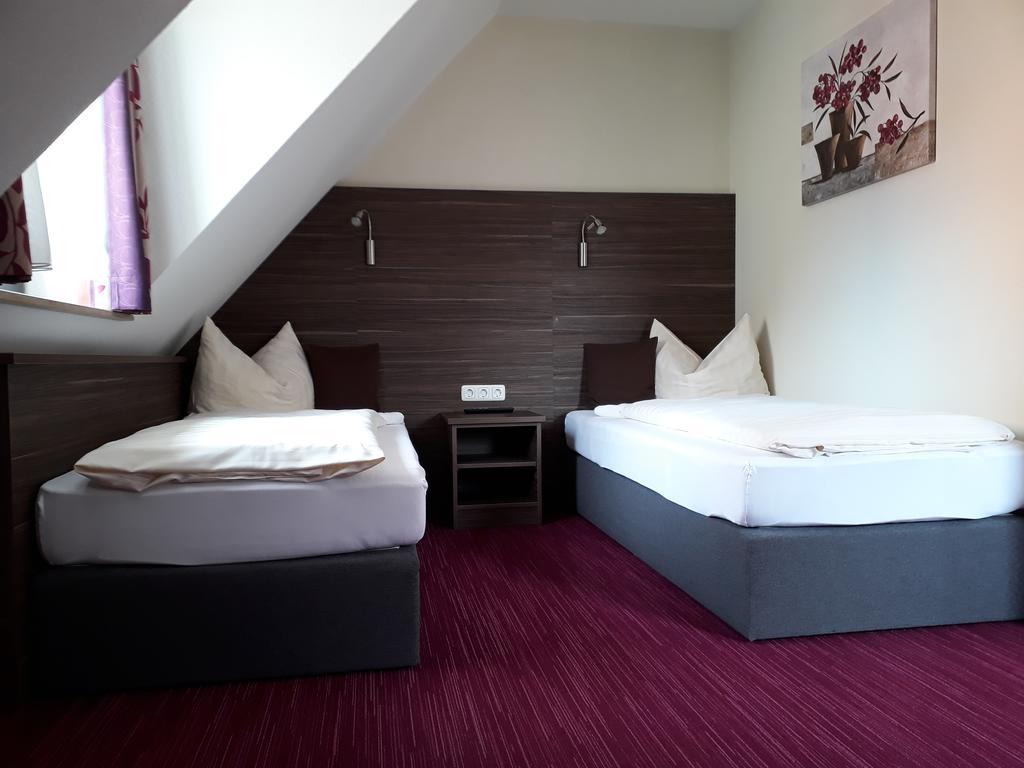 Mainstockheim Pension Am Weinberg Bed & Breakfast מראה חיצוני תמונה