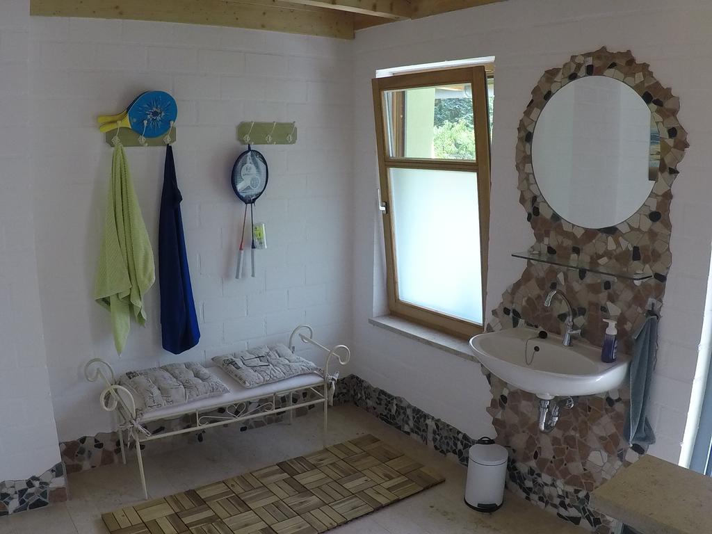 Mainstockheim Pension Am Weinberg Bed & Breakfast מראה חיצוני תמונה