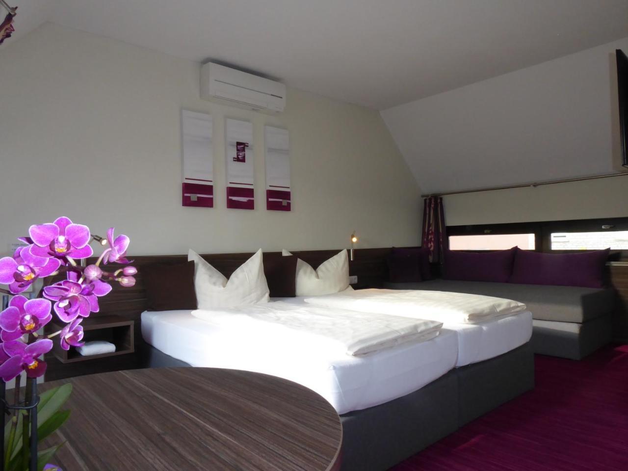 Mainstockheim Pension Am Weinberg Bed & Breakfast מראה חיצוני תמונה